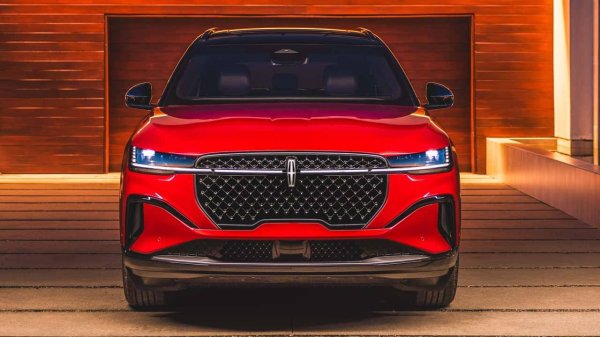 老钱庄 福特CEO法利：林肯将推平价电动车，注重体验拉开品牌差距